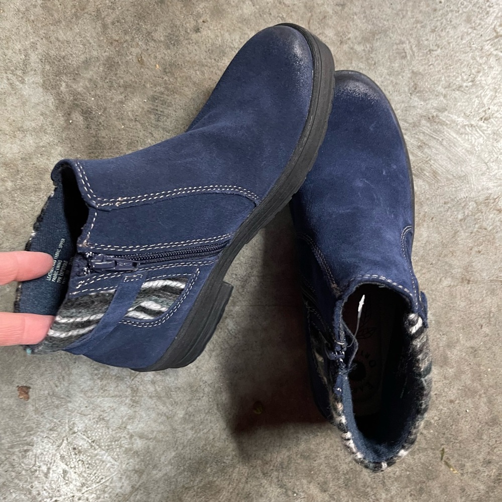 Earth Origins Women's Tate Blue Booties size 8 US